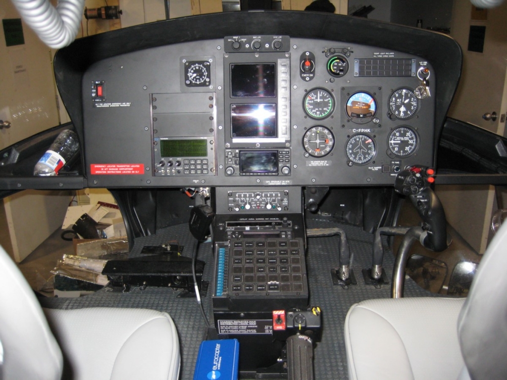 салон вертолета Eurocopter AS 350 B3